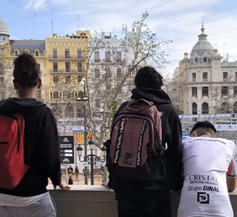 Fundación Renta 4 refuerza su compromiso con el proyecto educativo del aula PAC de Fundación SESÉ